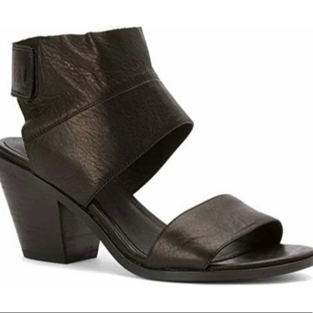 Eileen Fisher Women's Black Leather Art Dress Sandal Size 8.5